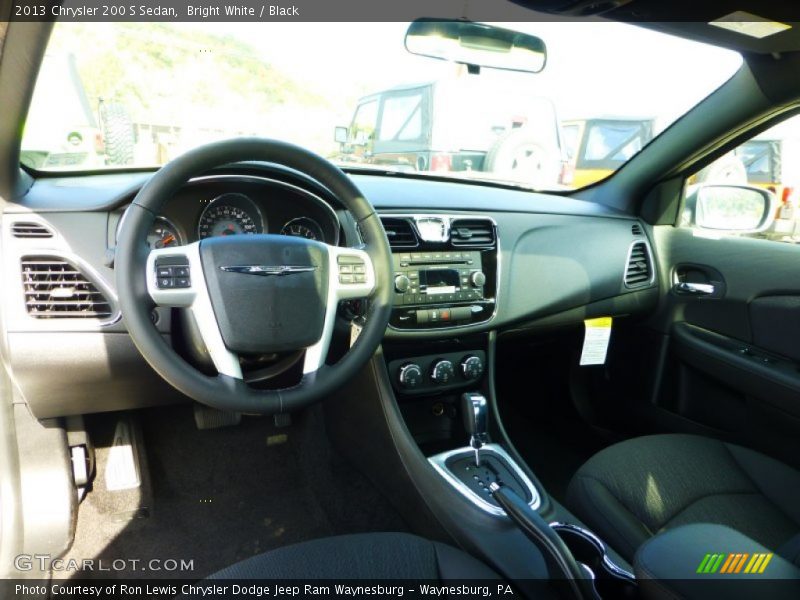 Bright White / Black 2013 Chrysler 200 S Sedan
