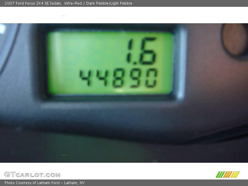 Infra-Red / Dark Pebble/Light Pebble 2007 Ford Focus ZX4 SE Sedan