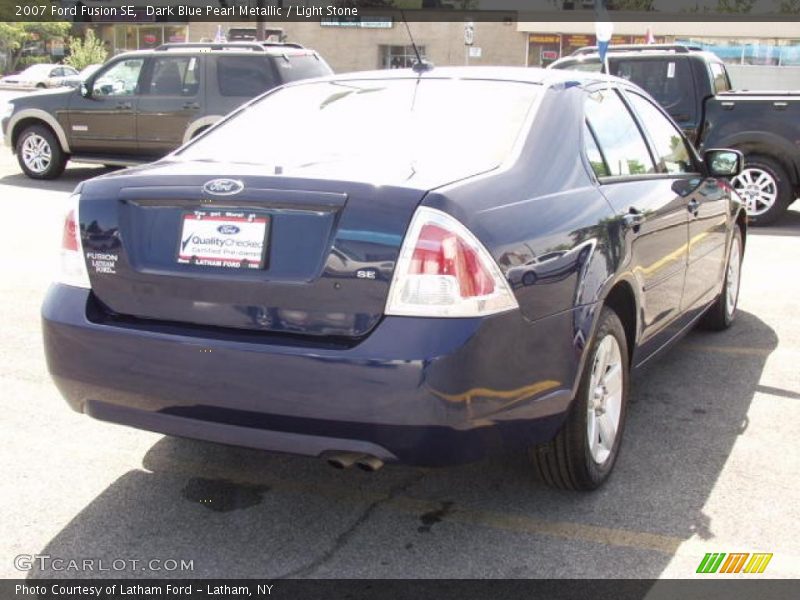 Dark Blue Pearl Metallic / Light Stone 2007 Ford Fusion SE