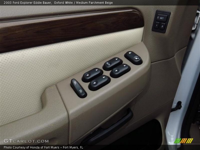 Oxford White / Medium Parchment Beige 2003 Ford Explorer Eddie Bauer