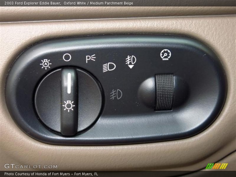Oxford White / Medium Parchment Beige 2003 Ford Explorer Eddie Bauer