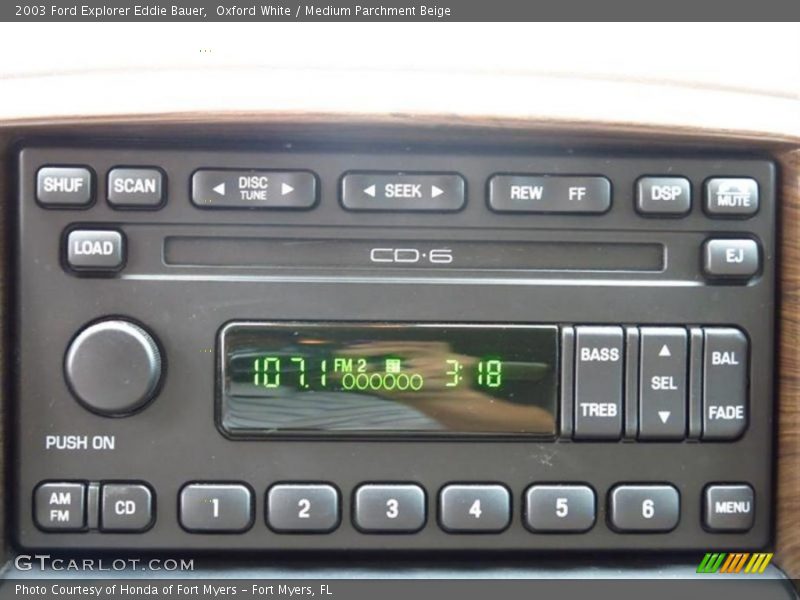 Oxford White / Medium Parchment Beige 2003 Ford Explorer Eddie Bauer