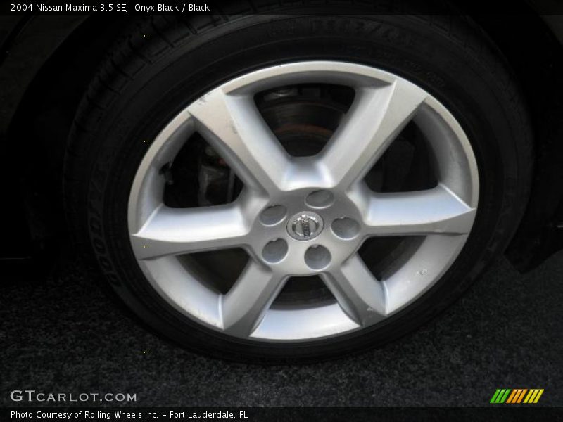 Onyx Black / Black 2004 Nissan Maxima 3.5 SE