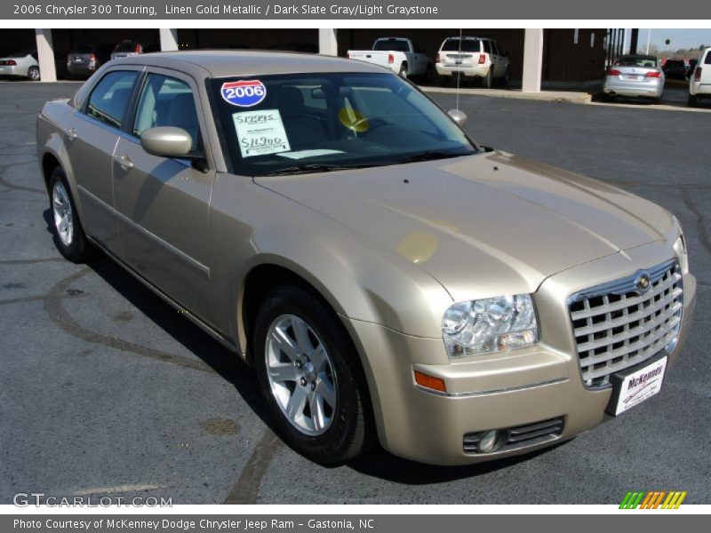 Linen Gold Metallic / Dark Slate Gray/Light Graystone 2006 Chrysler 300 Touring