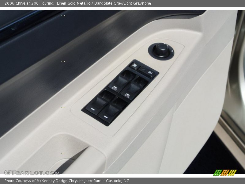 Linen Gold Metallic / Dark Slate Gray/Light Graystone 2006 Chrysler 300 Touring