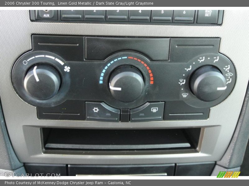 Linen Gold Metallic / Dark Slate Gray/Light Graystone 2006 Chrysler 300 Touring