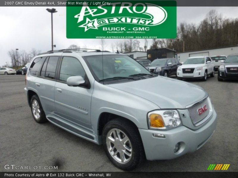 Silver Mist Metallic / Light Gray 2007 GMC Envoy Denali 4x4