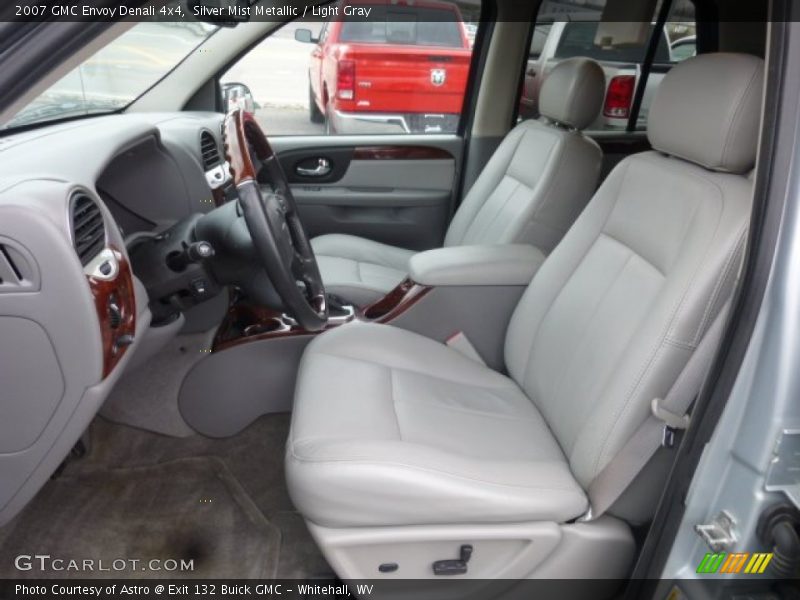  2007 Envoy Denali 4x4 Light Gray Interior