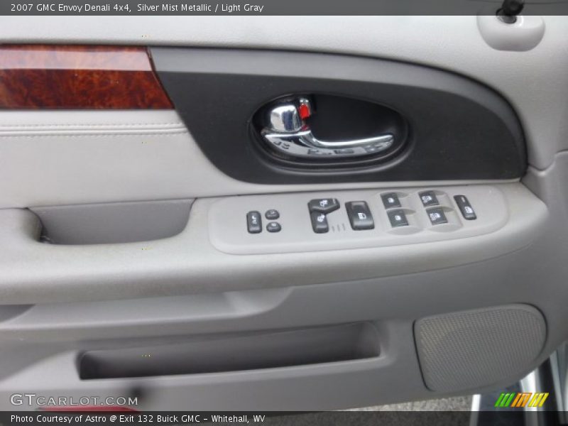 Silver Mist Metallic / Light Gray 2007 GMC Envoy Denali 4x4