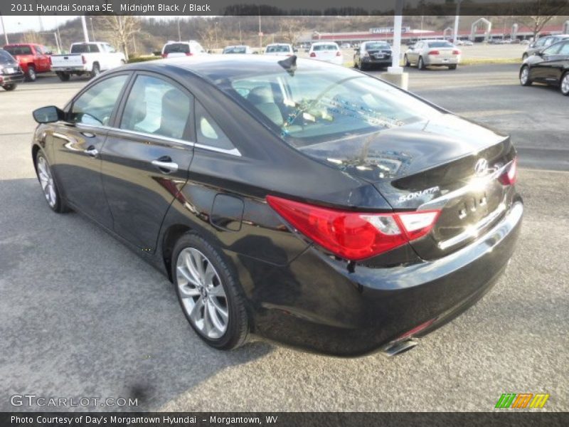 Midnight Black / Black 2011 Hyundai Sonata SE