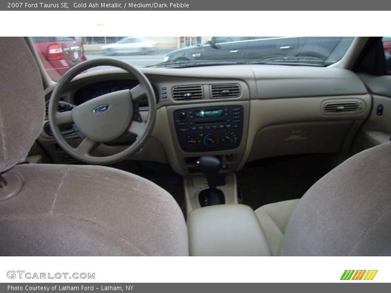 Gold Ash Metallic / Medium/Dark Pebble 2007 Ford Taurus SE