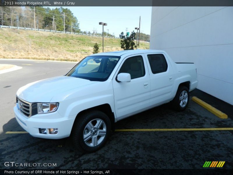 White / Gray 2013 Honda Ridgeline RTL