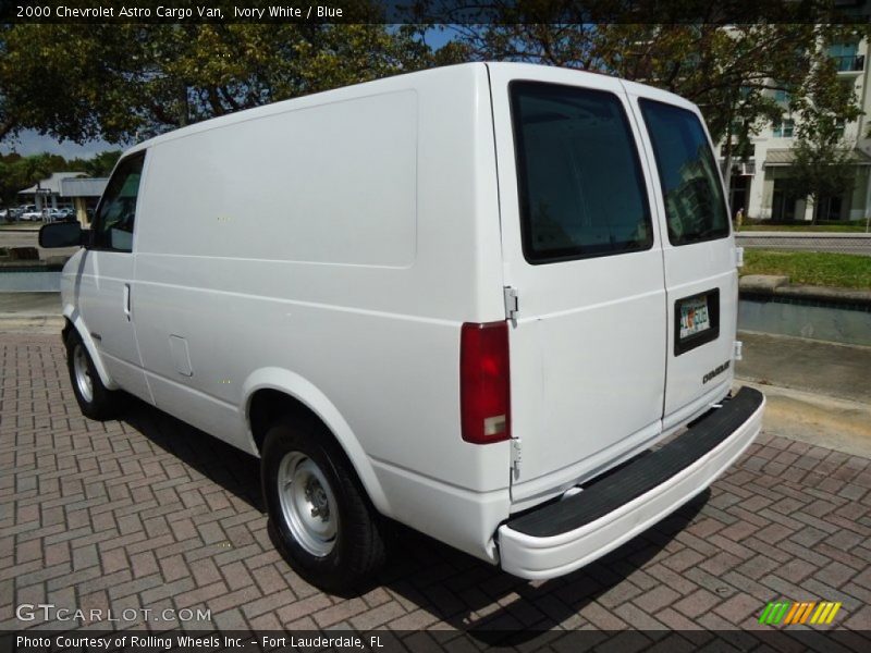 Ivory White / Blue 2000 Chevrolet Astro Cargo Van