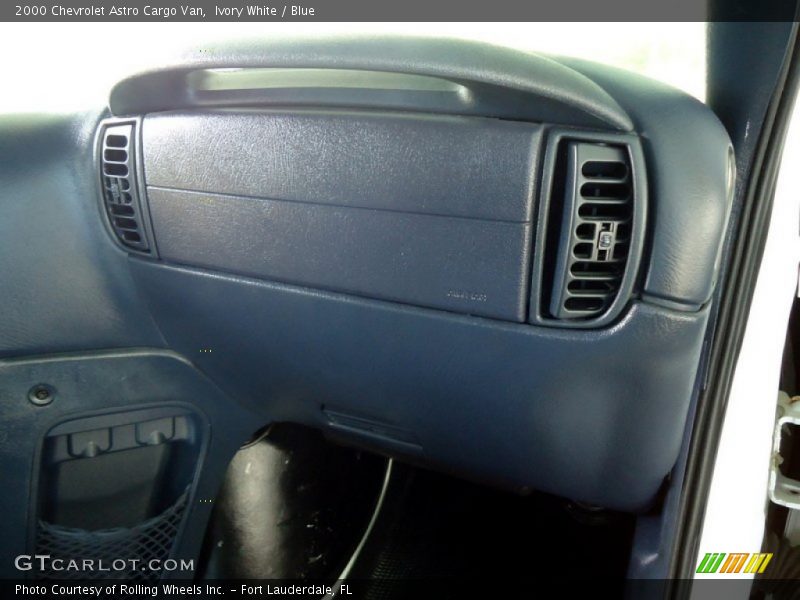 Ivory White / Blue 2000 Chevrolet Astro Cargo Van