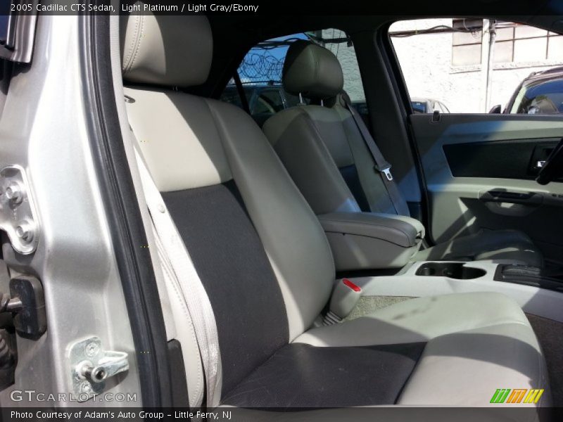 Light Platinum / Light Gray/Ebony 2005 Cadillac CTS Sedan