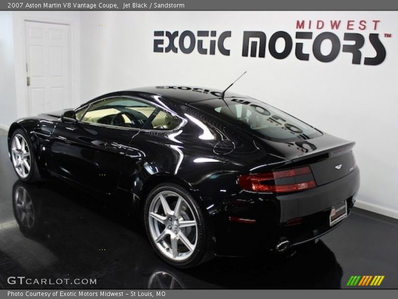 Jet Black / Sandstorm 2007 Aston Martin V8 Vantage Coupe
