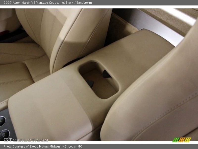 Jet Black / Sandstorm 2007 Aston Martin V8 Vantage Coupe