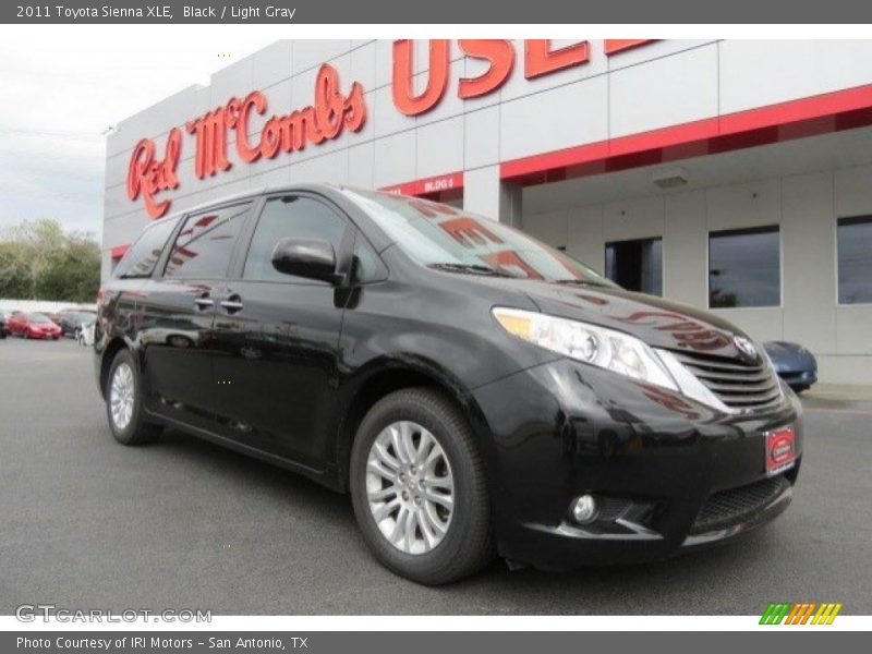 Black / Light Gray 2011 Toyota Sienna XLE