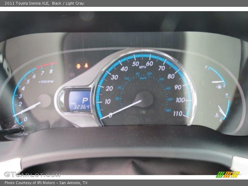 Black / Light Gray 2011 Toyota Sienna XLE