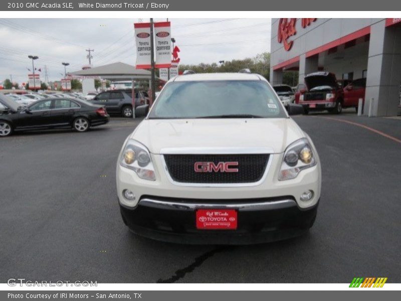 White Diamond Tricoat / Ebony 2010 GMC Acadia SLE