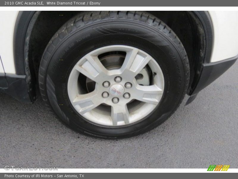 White Diamond Tricoat / Ebony 2010 GMC Acadia SLE