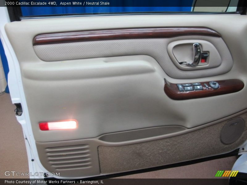 Door Panel of 2000 Escalade 4WD