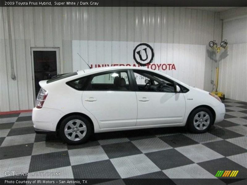 Super White / Dark Gray 2009 Toyota Prius Hybrid