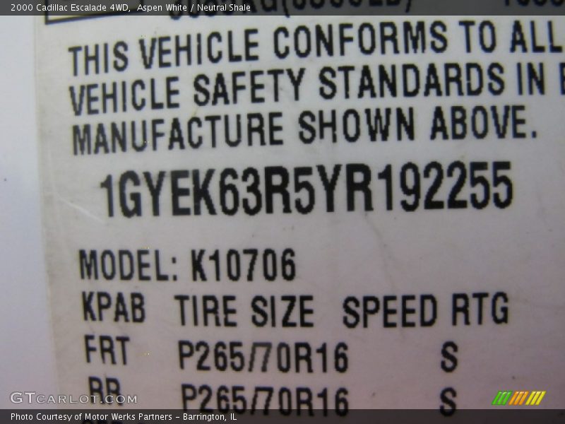Aspen White / Neutral Shale 2000 Cadillac Escalade 4WD