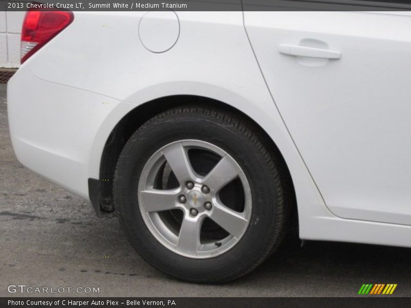 Summit White / Medium Titanium 2013 Chevrolet Cruze LT