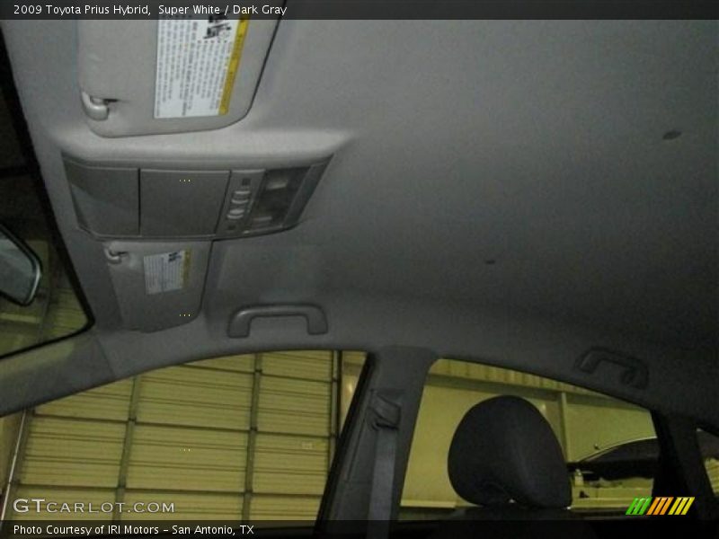 Super White / Dark Gray 2009 Toyota Prius Hybrid