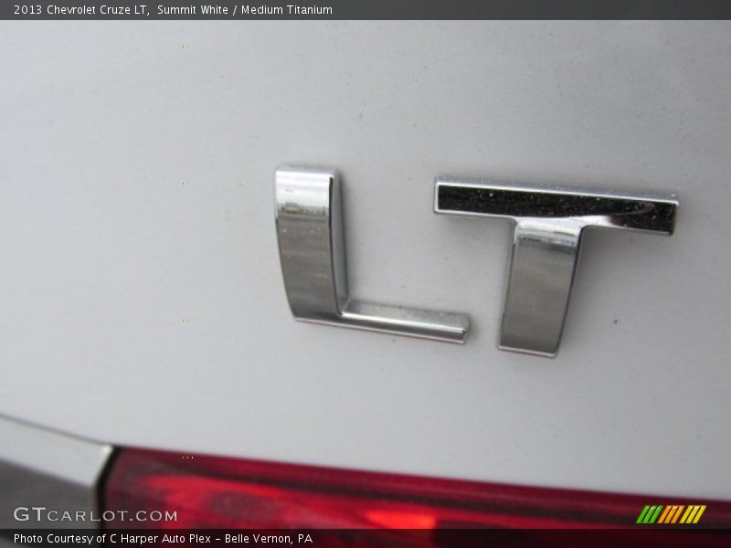 Summit White / Medium Titanium 2013 Chevrolet Cruze LT