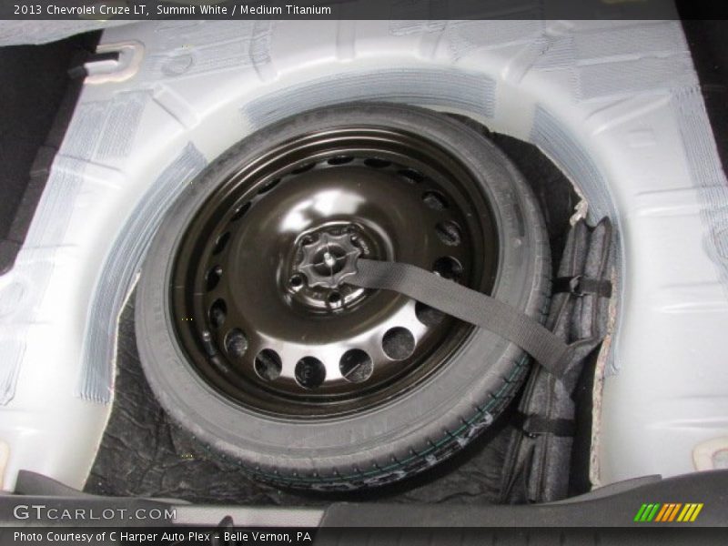 Summit White / Medium Titanium 2013 Chevrolet Cruze LT
