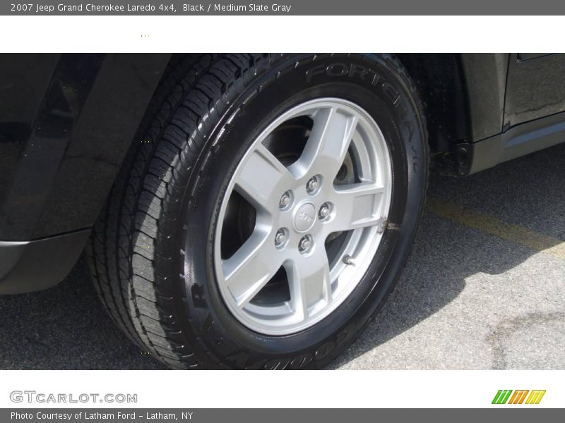 Black / Medium Slate Gray 2007 Jeep Grand Cherokee Laredo 4x4