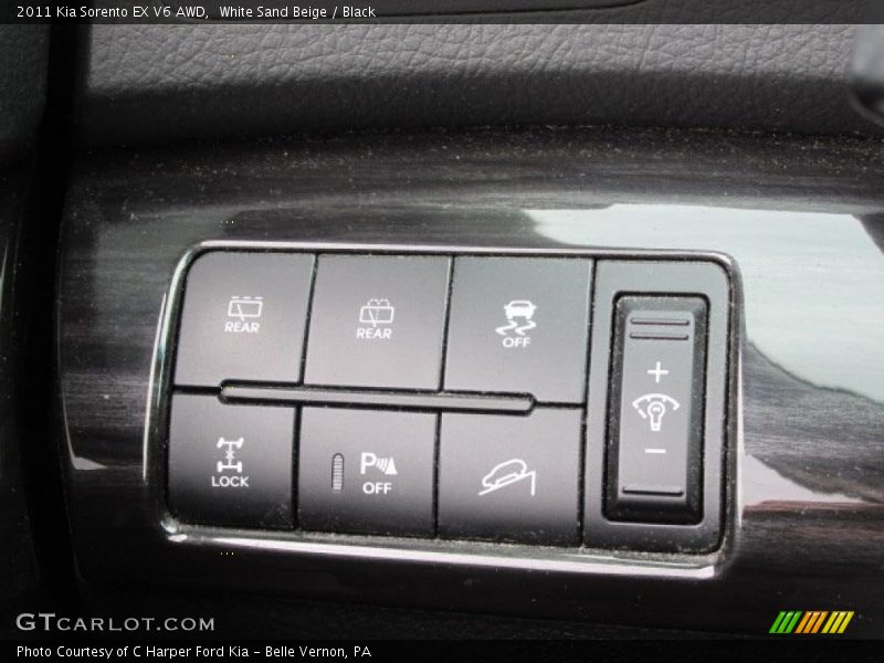 White Sand Beige / Black 2011 Kia Sorento EX V6 AWD