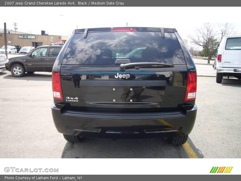 Black / Medium Slate Gray 2007 Jeep Grand Cherokee Laredo 4x4