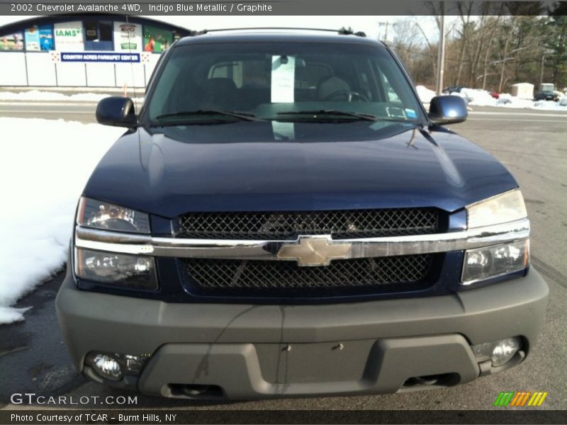 Indigo Blue Metallic / Graphite 2002 Chevrolet Avalanche 4WD