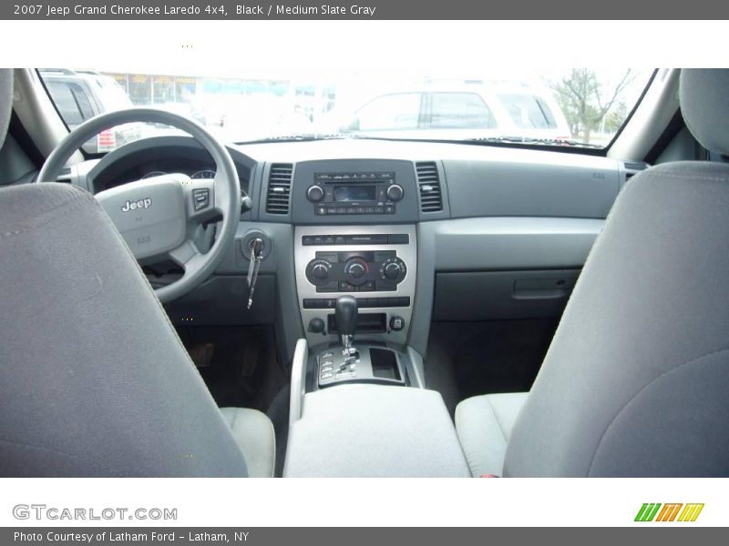 Black / Medium Slate Gray 2007 Jeep Grand Cherokee Laredo 4x4