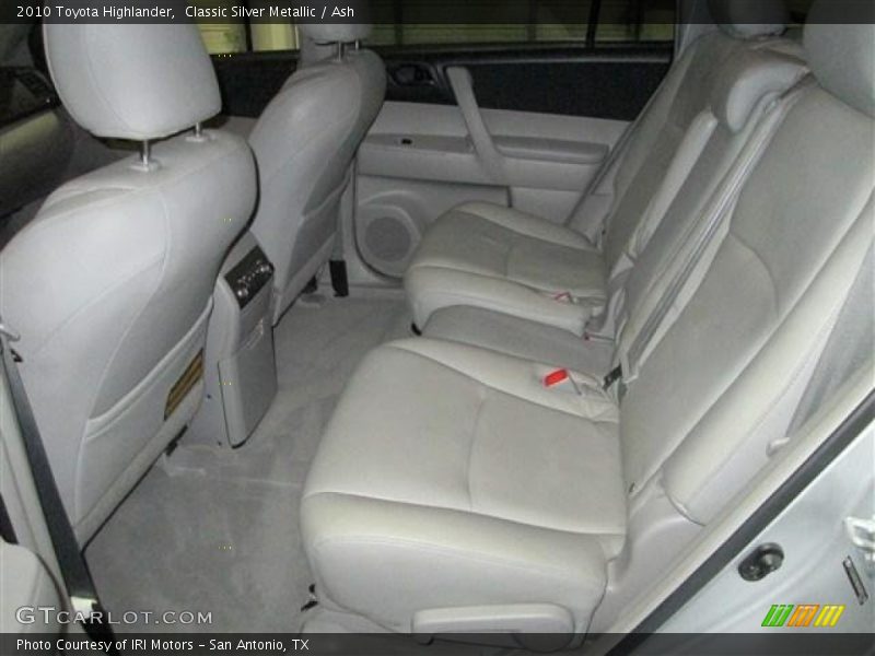 Classic Silver Metallic / Ash 2010 Toyota Highlander