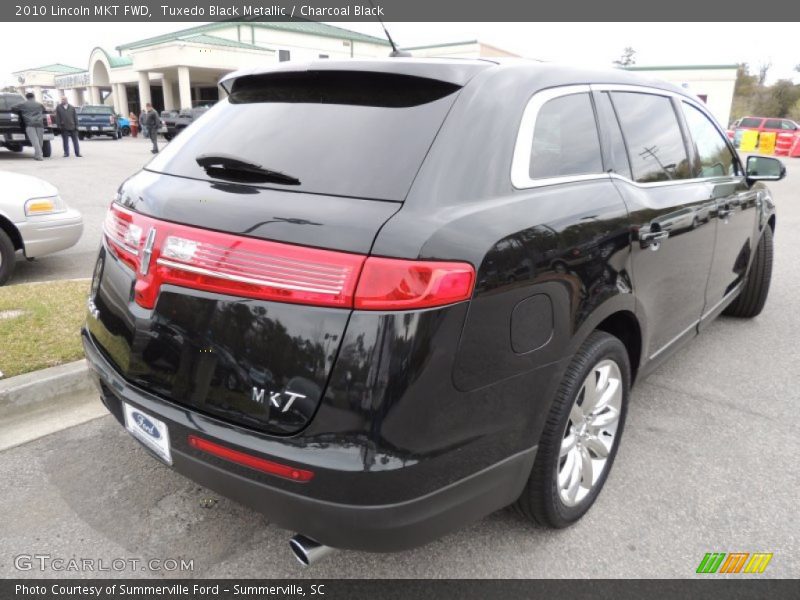 Tuxedo Black Metallic / Charcoal Black 2010 Lincoln MKT FWD