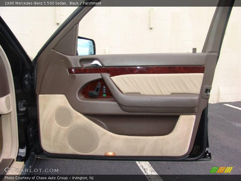Black / Parchment 1996 Mercedes-Benz S 500 Sedan