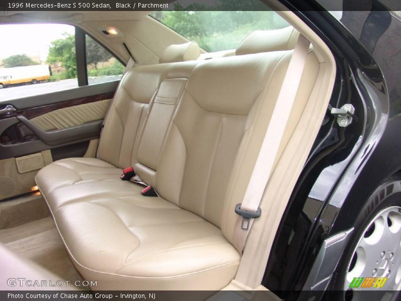 Black / Parchment 1996 Mercedes-Benz S 500 Sedan