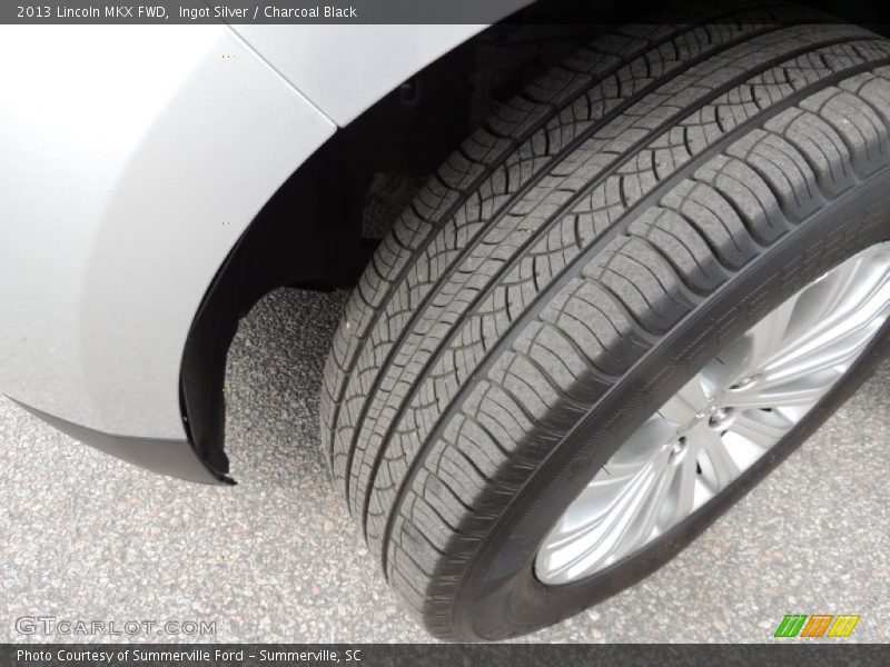 Ingot Silver / Charcoal Black 2013 Lincoln MKX FWD