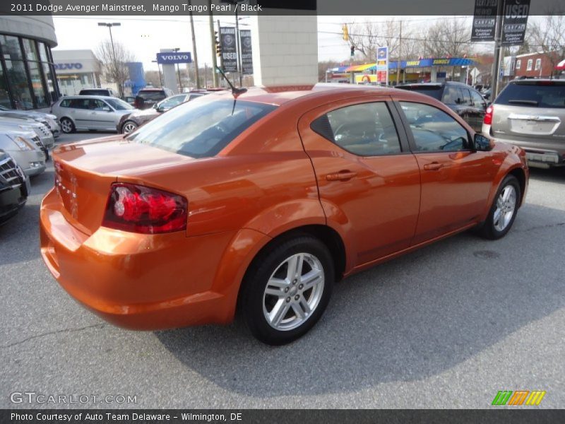 Mango Tango Pearl / Black 2011 Dodge Avenger Mainstreet