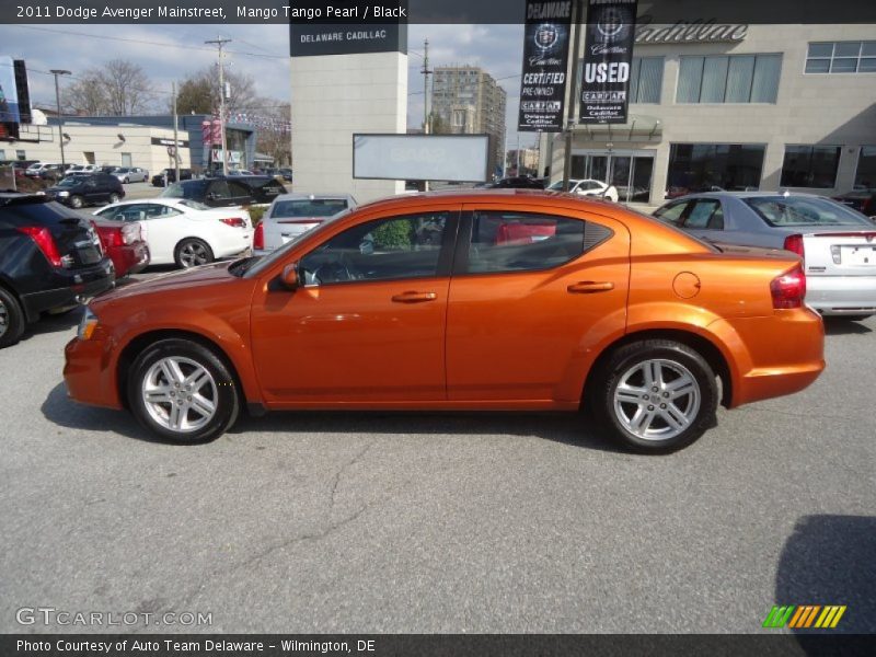 Mango Tango Pearl / Black 2011 Dodge Avenger Mainstreet