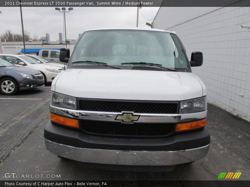 Summit White / Medium Pewter 2011 Chevrolet Express LT 3500 Passenger Van