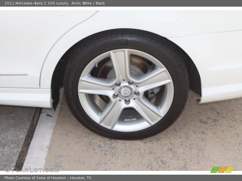 Arctic White / Black 2011 Mercedes-Benz C 300 Luxury