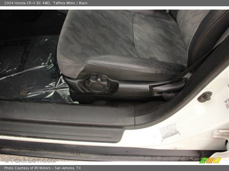 Taffeta White / Black 2004 Honda CR-V EX 4WD