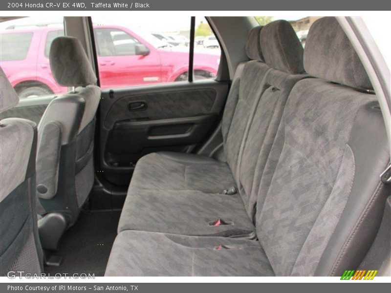 Rear Seat of 2004 CR-V EX 4WD
