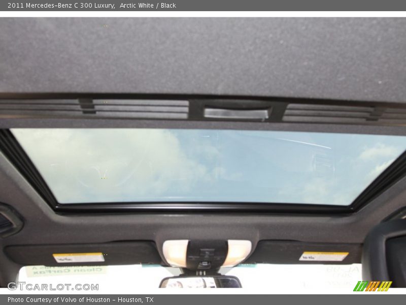 Arctic White / Black 2011 Mercedes-Benz C 300 Luxury