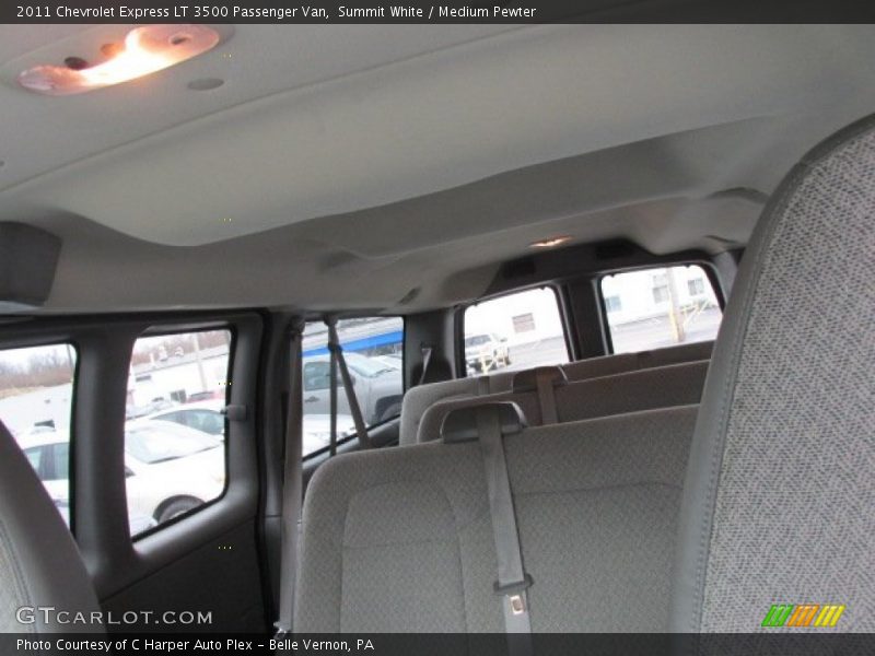 Summit White / Medium Pewter 2011 Chevrolet Express LT 3500 Passenger Van